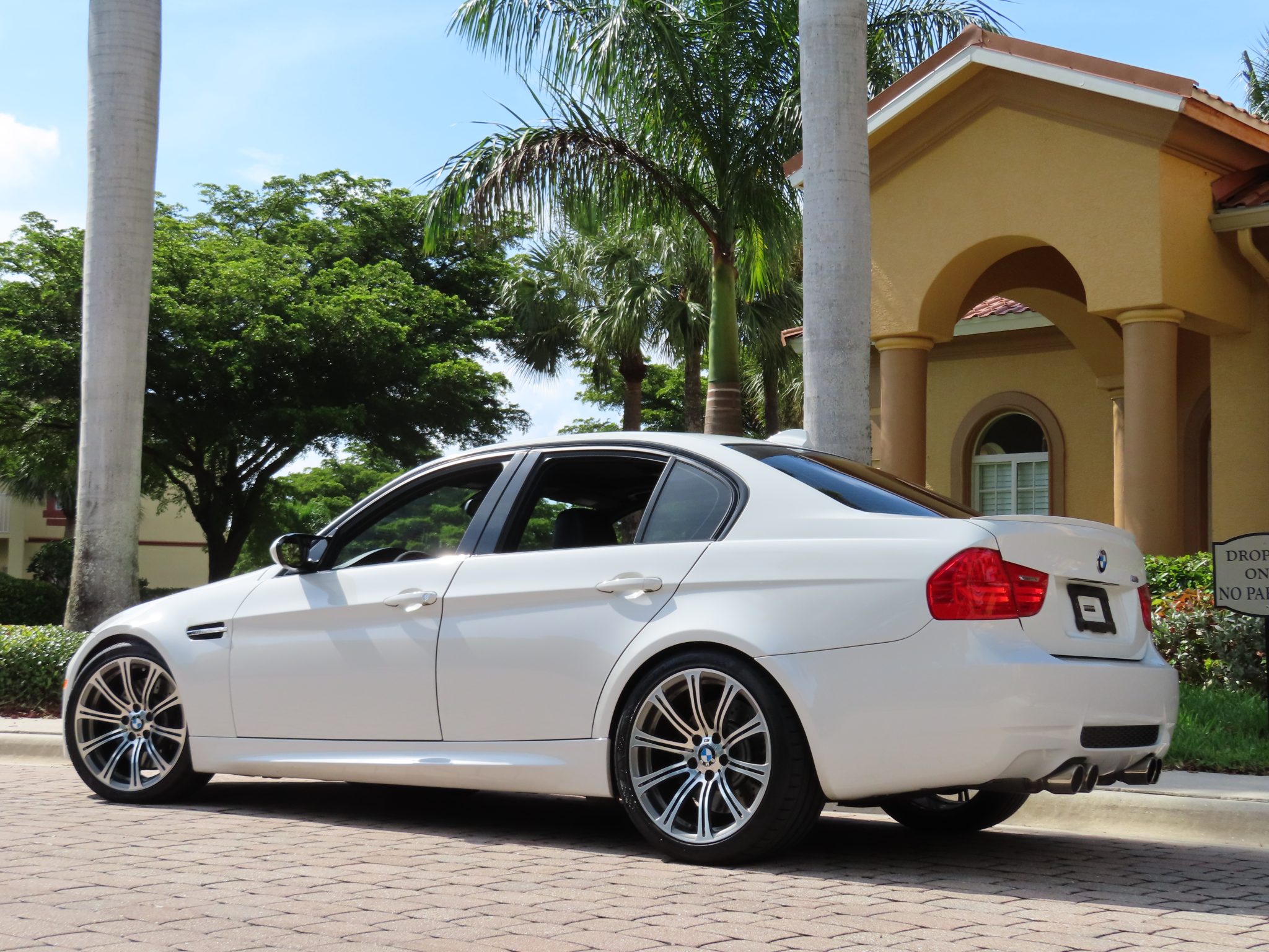 2009 BMW M3 Sedan