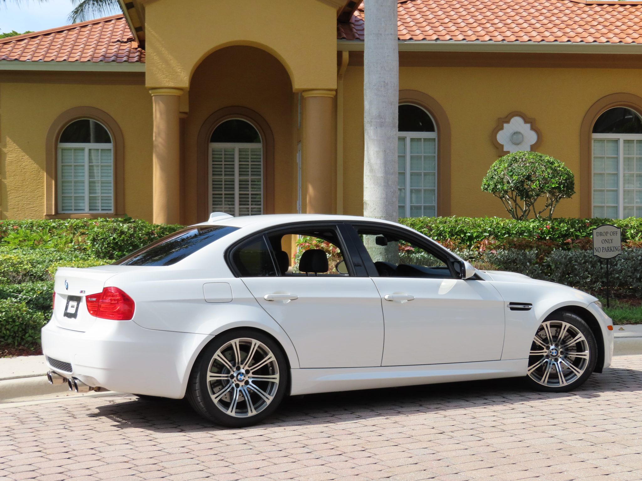 2009 BMW M3 Sedan