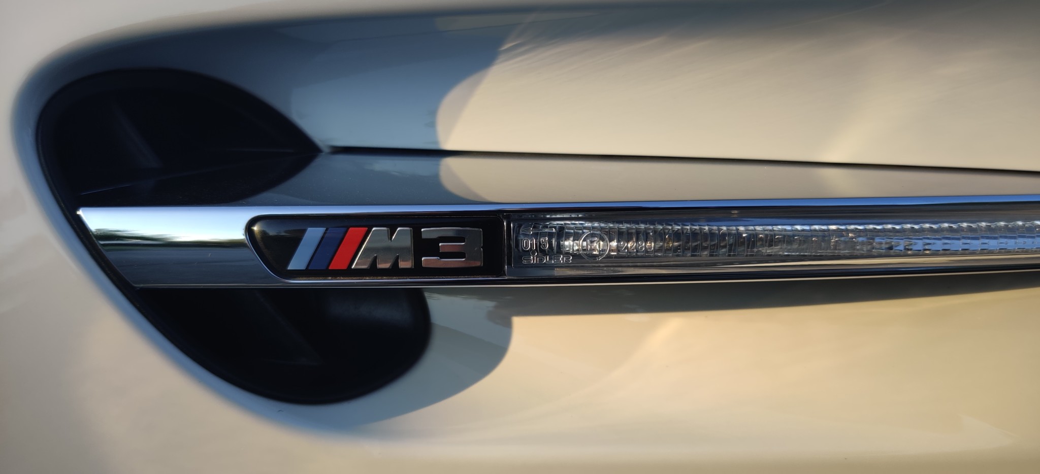 7k-Mile 2010 BMW M3 Coupe 6-Speed