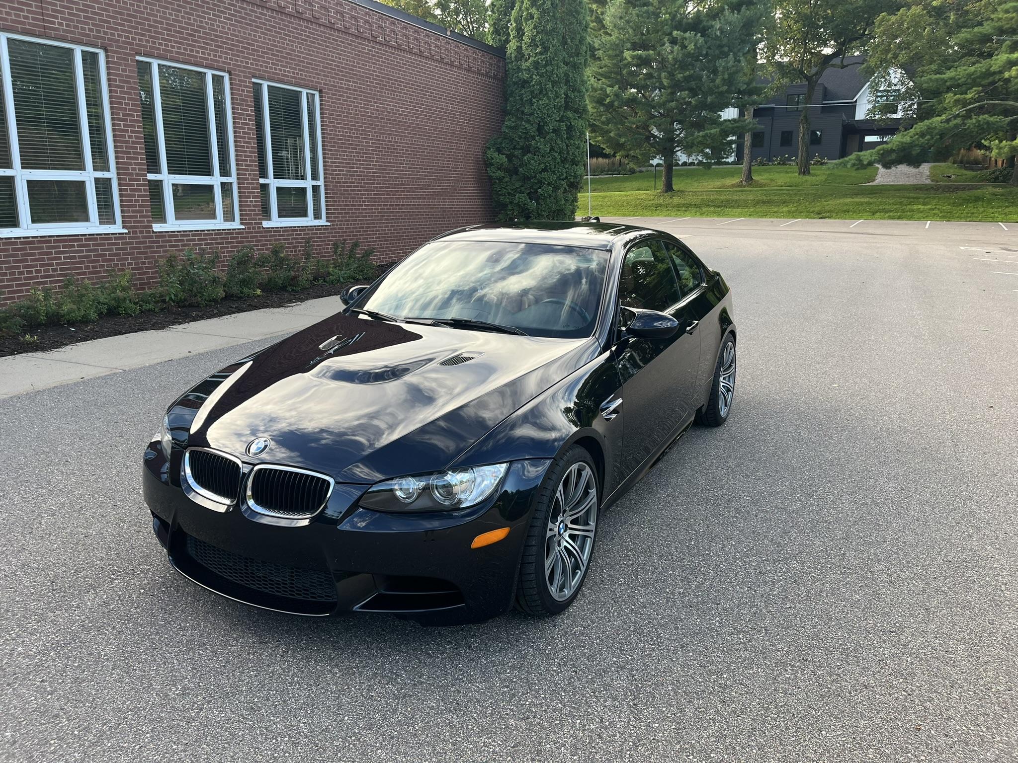 2010 BMW M3 Coupe 6-Speed